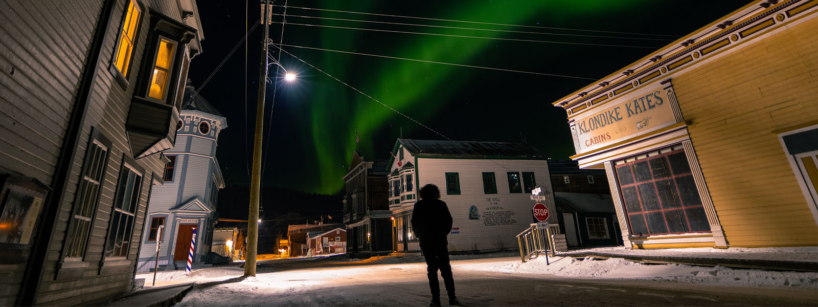 Watching the northern lights in town